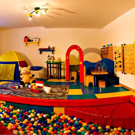 Inntaler Hof Зеефелд в Тирол Екстериор снимка